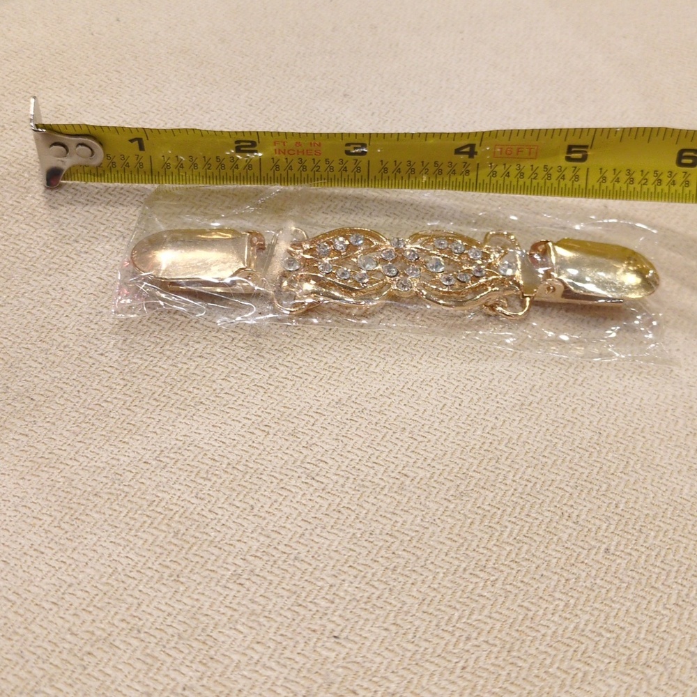 Dress/Sweater Clip, NWT - Picture 5 of 5